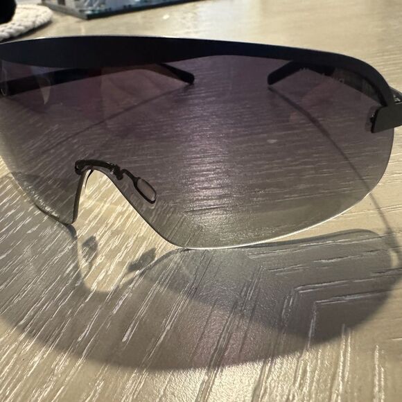 ILLESTEVA hopper black gradient shield‎ sunglasses cat.2 main image 5